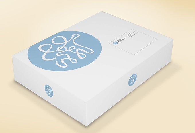 Shipper box design for Rauk Dentistry with the logo on several sides
